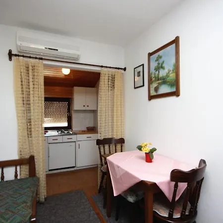 With A Parking Space Murter - 5102 Apartamento *