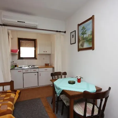 With A Parking Space Murter - 5102 Apartamento Betina (Sibenik-Knin)