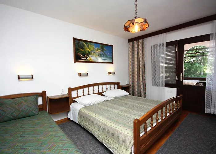 With A Parking Space Murter - 5102 *