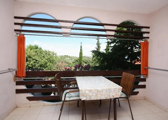 Appartement With A Parking Space Murter - 5102 Betina (Sibenik-Knin)